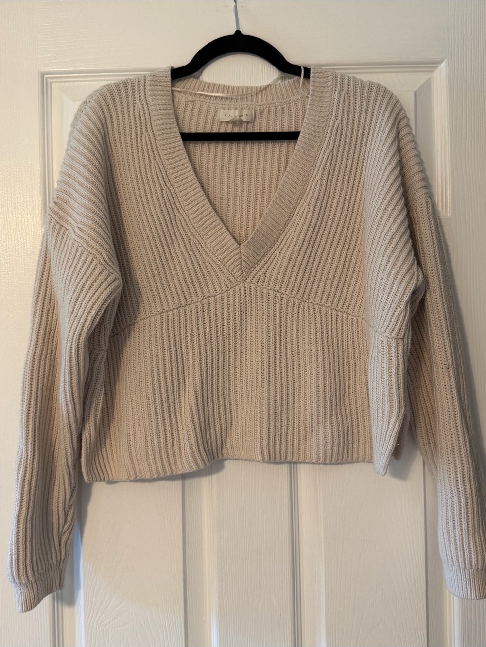 La Hearts Cream V-Neck Ribbed Sweater